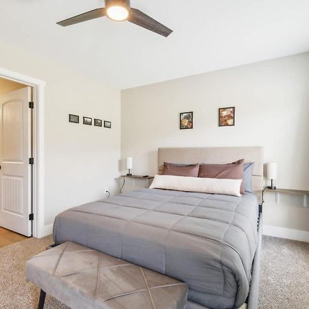 A Pet Friendly Cozy Condo In Traverse City Exteriör bild