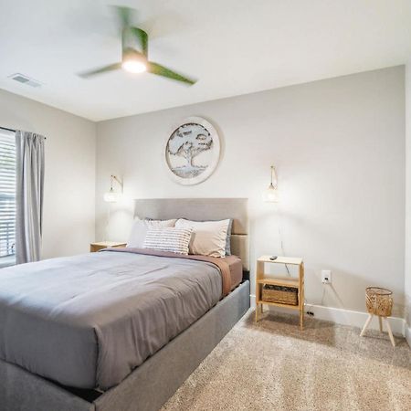 A Pet Friendly Cozy Condo In Traverse City Exteriör bild
